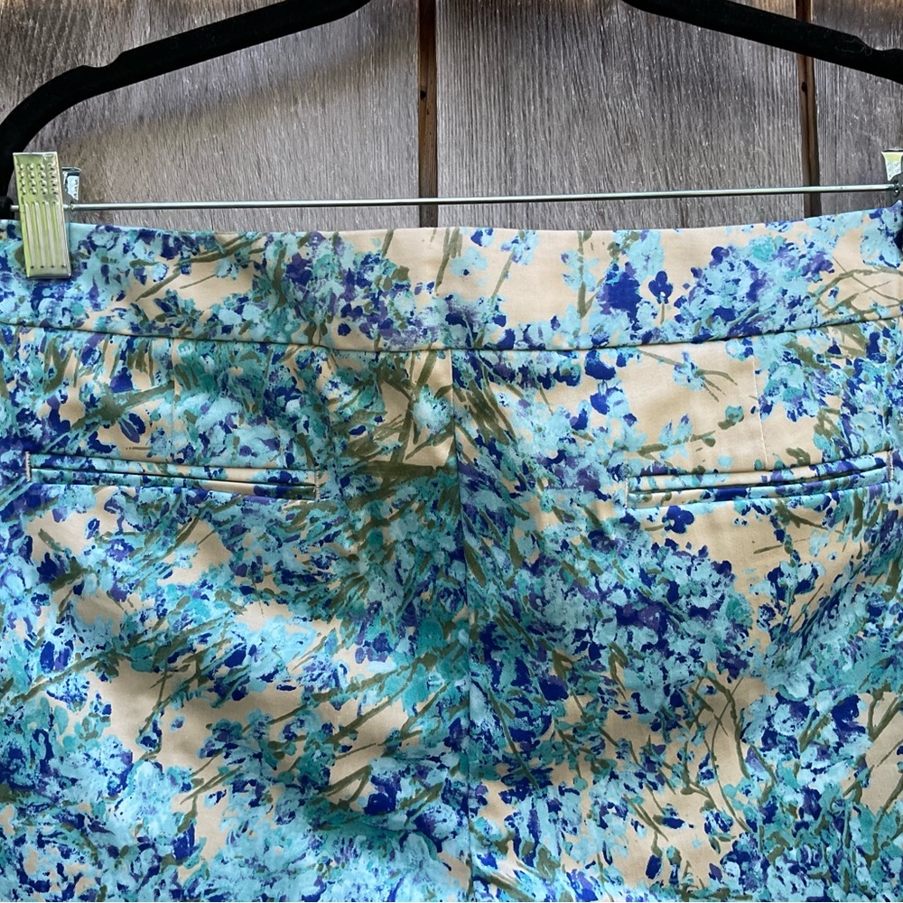 Talbots Blue Floral Pants - Picture 5 of 5